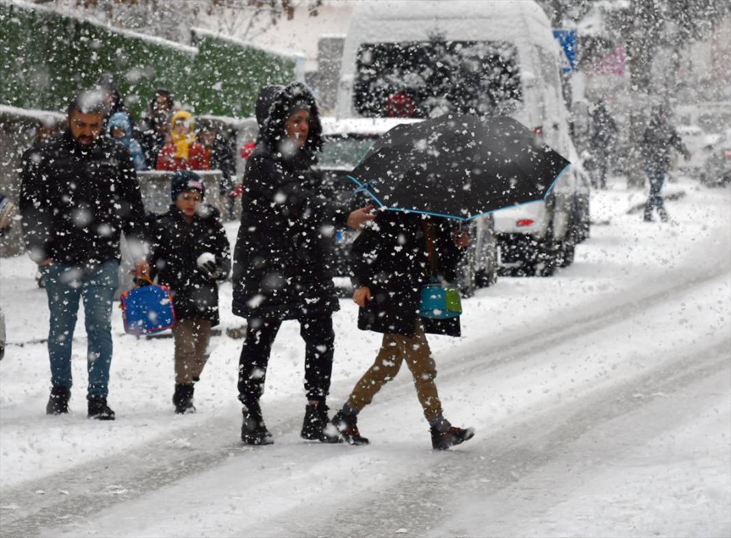 Konya’da nefesler tutuldu, kar yağışı için gözler tahminlerde 5